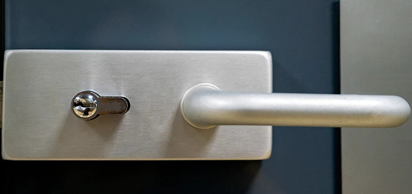 Change Patio Door Locks in Salinas, California